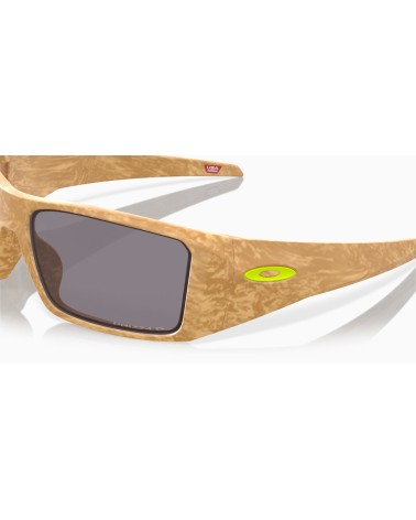 Oakley Heliostat: Occhiali da Sole Sportivi Prizm
